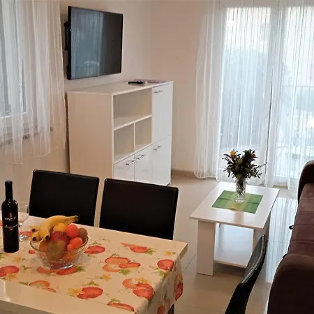 Pineta Apartment